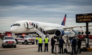 Delta Flight DL275 Diverted LAX: A Closer Look at the Emergency Landing